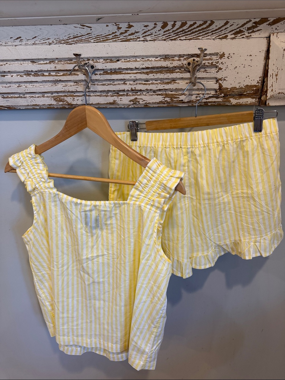 Gap Ruffle Poplin Yellow Gingham Ruffle Pajama Set Size Medium - Picture 3 of 9